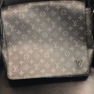 louis vuitton mens Shoulder Crossbody Bag Damier Graphite Black Used